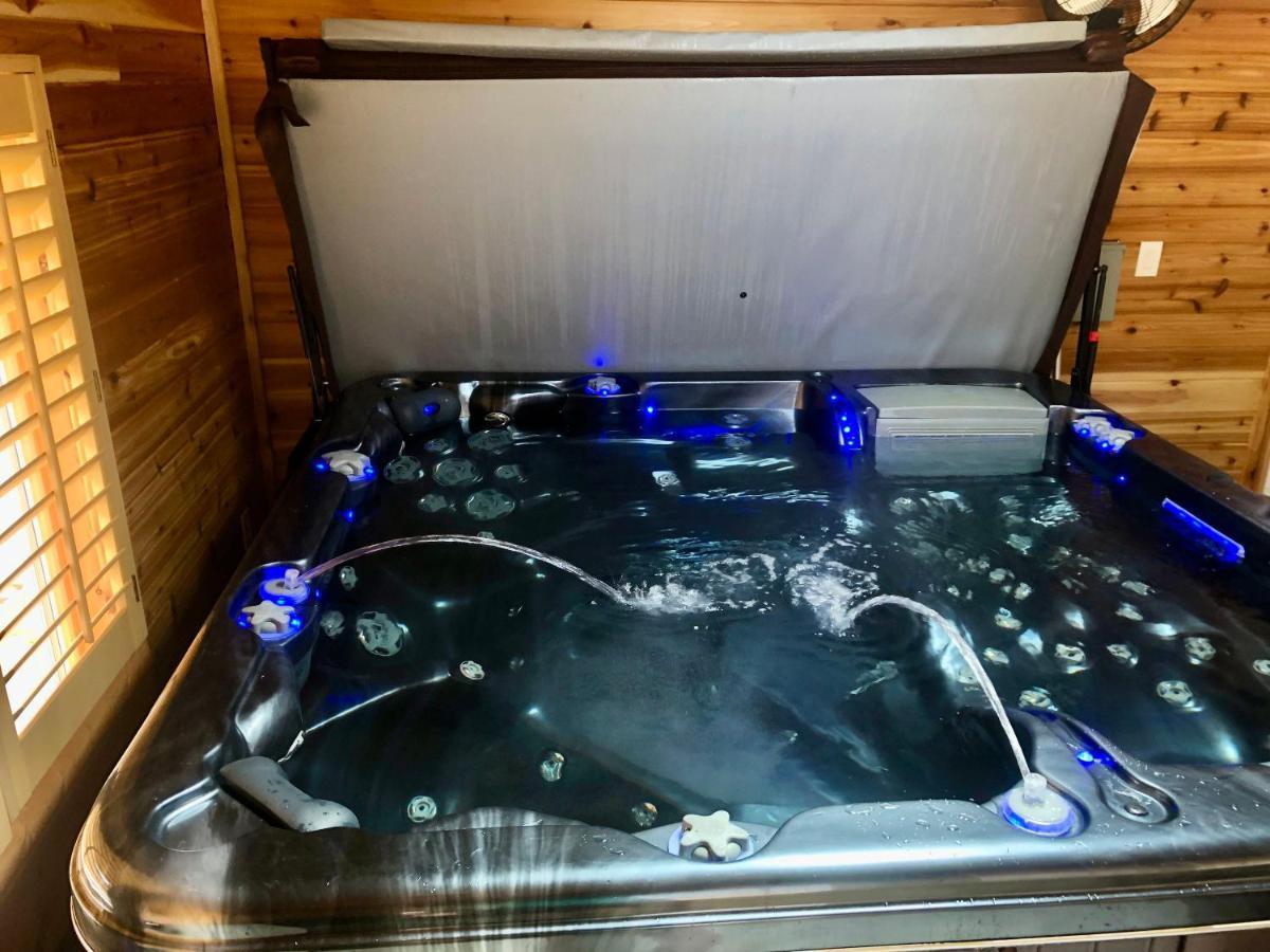 Blue Bear Den 3Br 2Ba Dtc Private Apt Hot Tub מראה חיצוני תמונה